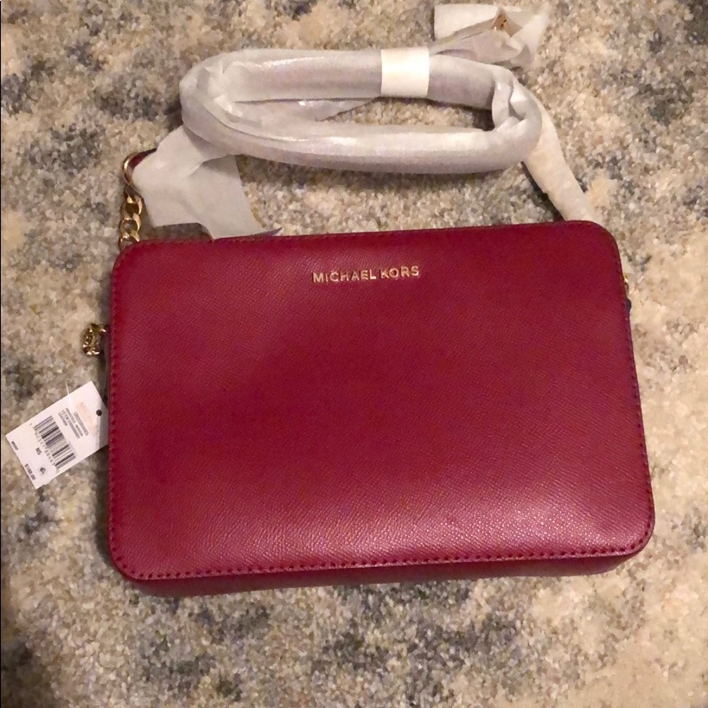 Michael Kors Jet Set East West Leather Crossbody